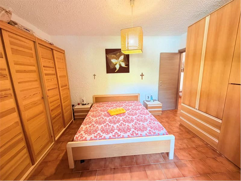 Grazioso bilocale con terrazza, piscina e garage (7)