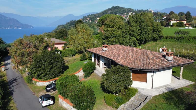 Bella villa su un unico livello con ampio terreno e grande garage, pos (1)