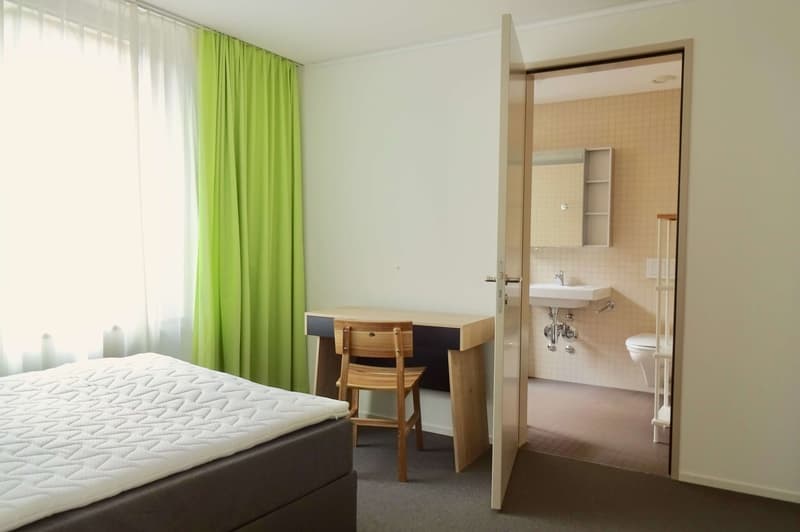Gordon #3 - Möbliertes Zimmer in modernisierter Wohnung an top Lage (3)
