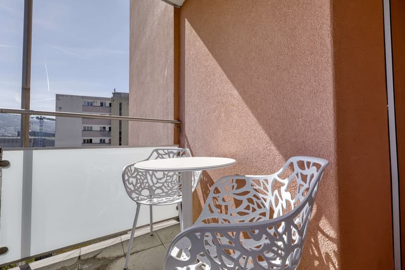 Modernes Coliving zwischen See, Stadt und Karriere in Baar (7)