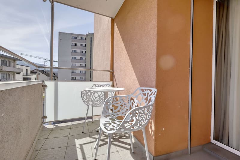 Modernes Coliving zwischen See, Stadt und Karriere in Baar (9)