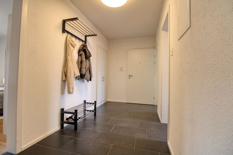Möbliertes Zimmer in modernisierter Wohnung an top Lage (18)