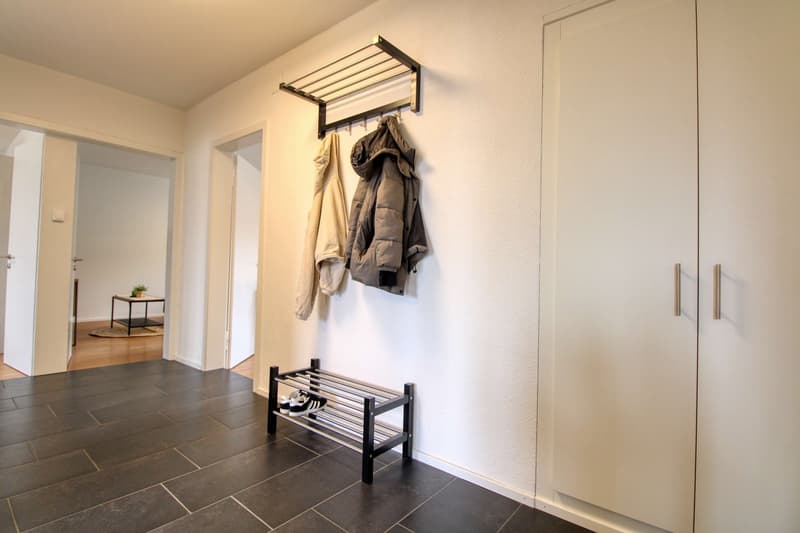Möbliertes Zimmer in modernisierter Wohnung an top Lage (19)