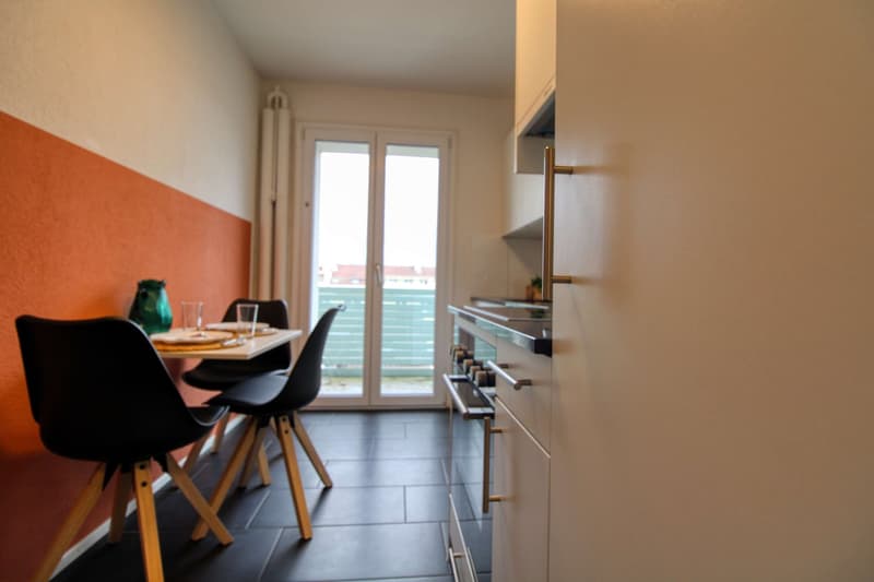 Möbliertes Zimmer in modernisierter Wohnung an top Lage (25)