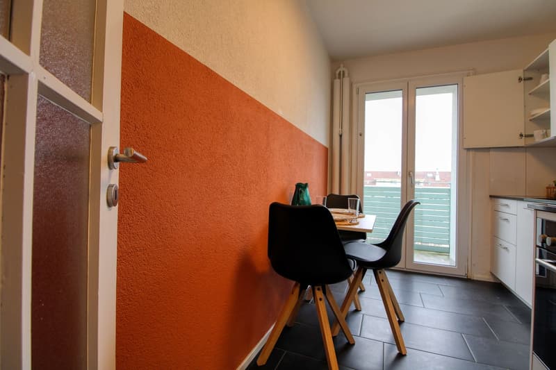 Möbliertes Zimmer in modernisierter Wohnung an top Lage (30)