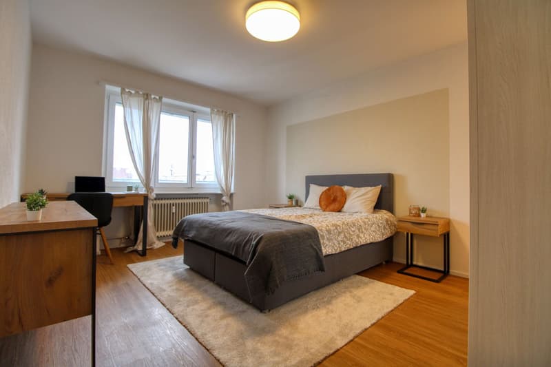 Möbliertes Zimmer in modernisierter Wohnung an top Lage (8)