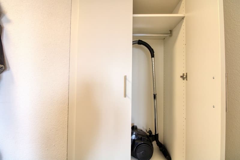 Möbliertes Zimmer in modernisierter Wohnung an top Lage (21)