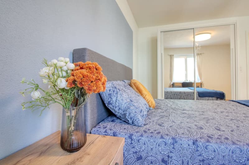 Möbliertes Zimmer in modernisierter Wohnung an top Lage (7)