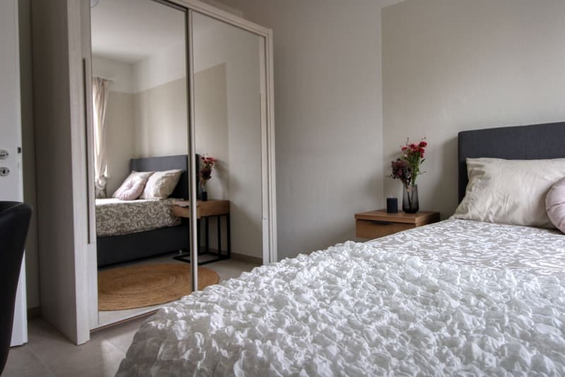 Möbliertes Zimmer in modernisierter Wohnung an top Lage (5)