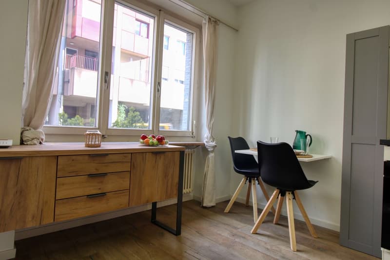 A Cozy Studio in Basel (3)
