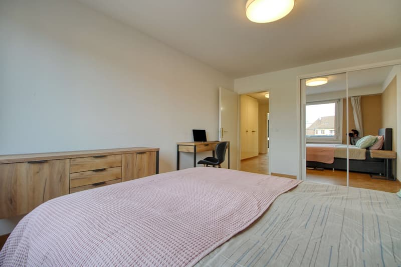 Cozy Single Room with Balcony in Zürich-Leimbach (13)