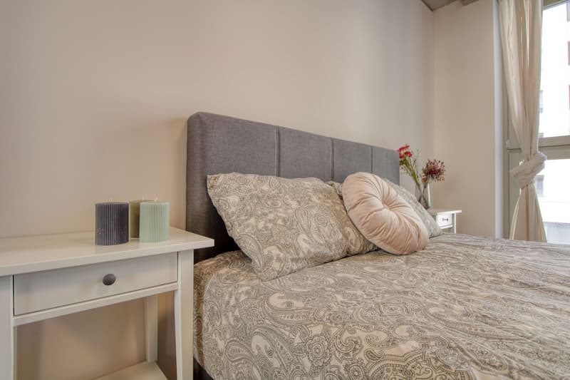 Furnished room in modernised apartment in a top location (3)