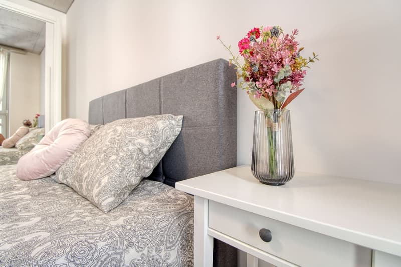 Furnished room in modernised apartment in a top location (6)
