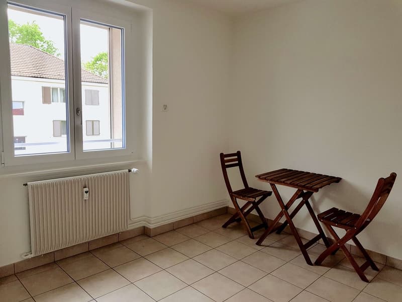 Möbliertes Zimmer in moderner Wohnung in Basel (9)