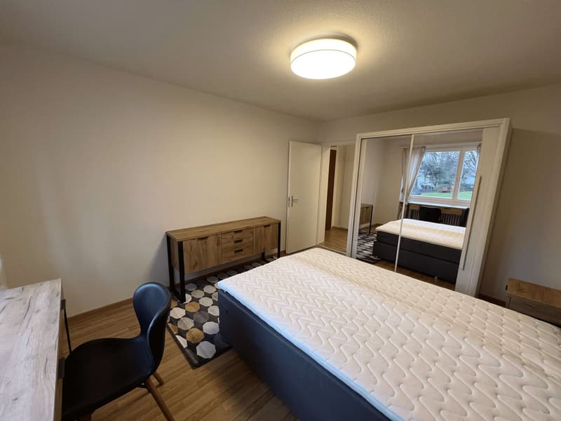 Furnished room in modernised apartment in a top location (4)
