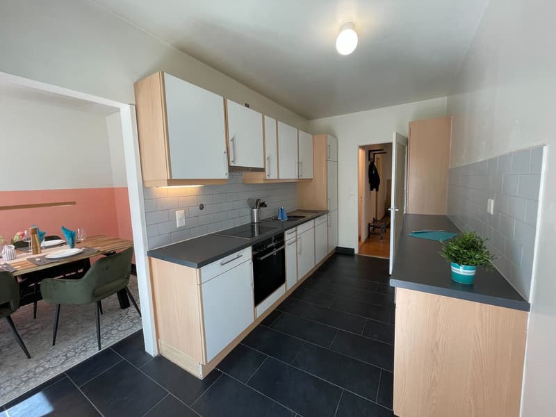 Your Next Chapter Starts Here - Furnished Room in a Top Location (10)