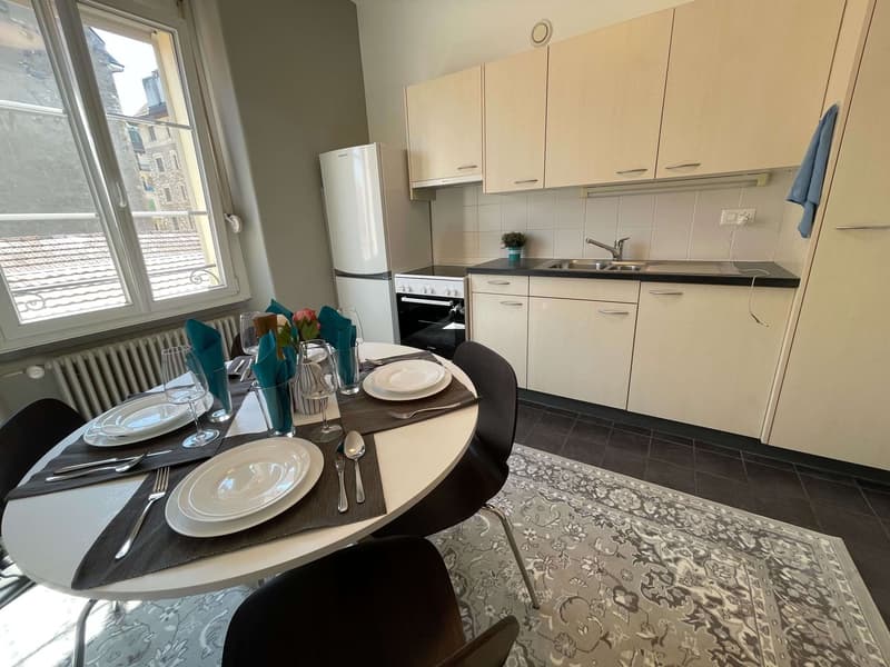 Your Next Chapter Starts Here - Furnished Room in a Top Location (11)
