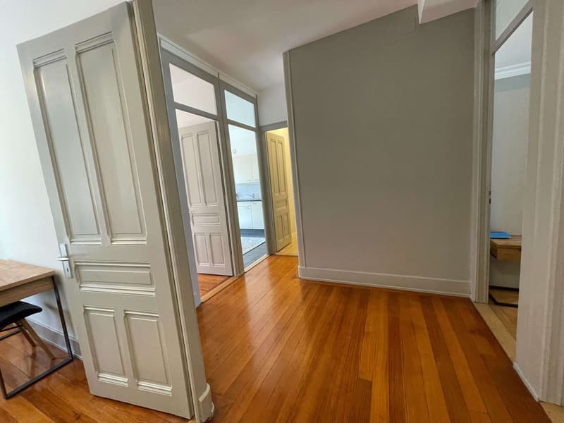 Your Next Chapter Starts Here - Furnished Room in a Top Location (21)