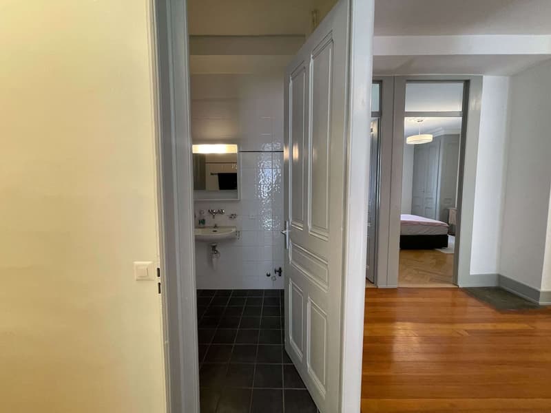 Your Next Chapter Starts Here - Furnished Room in a Top Location (13)