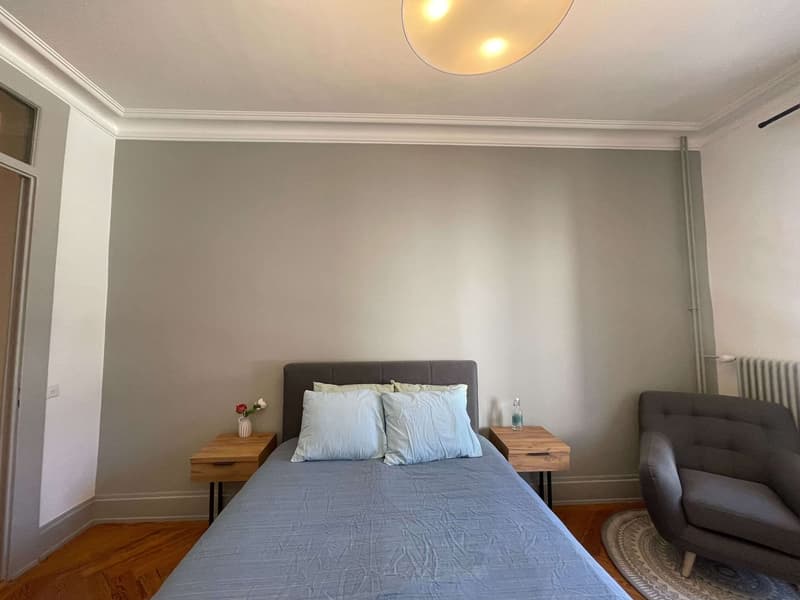 Your Next Chapter Starts Here - Furnished Room in a Top Location (4)