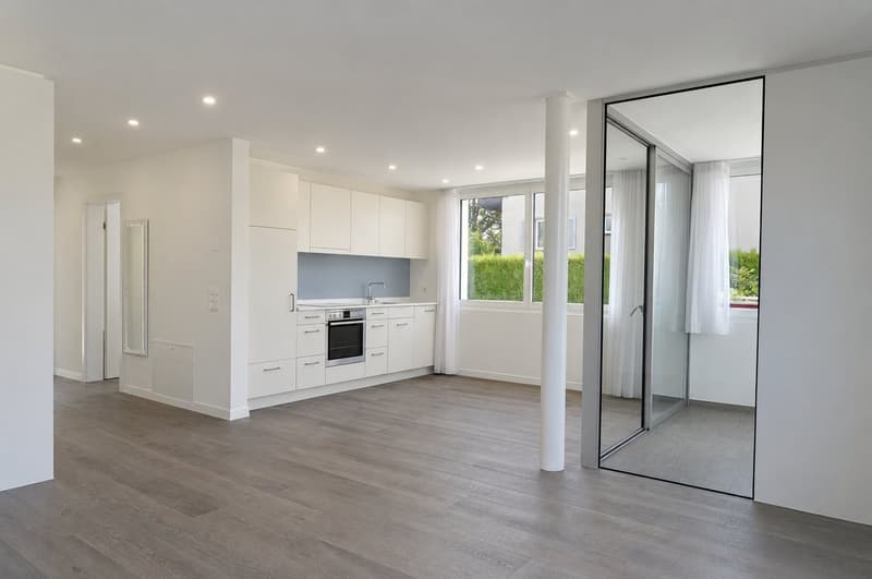 Frisch sanierte 2.5-Zimmer-Wohnung in Greifensee (2)