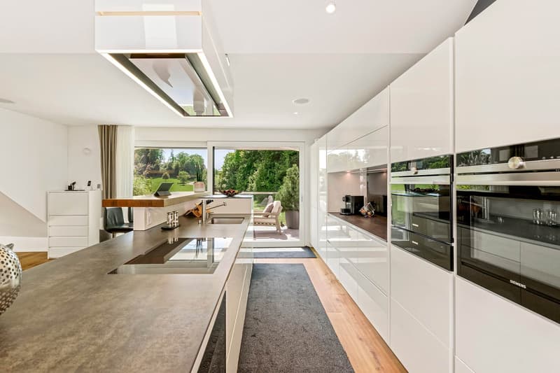 166 m² Wohnraum mit zwei Terrassen und freiem Blick ins Grüne (3)