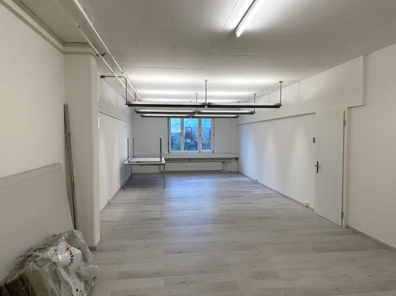 Attraktive Bürofläche in Oberwinterthur (2)