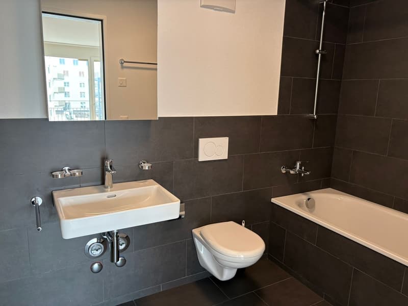Bad mit Badewanne