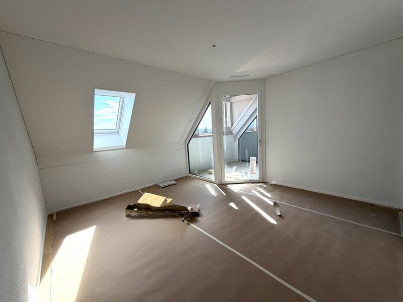 2.5-Zimmer-Dachwohnung mit Aussicht & Loggia - Erstbezug (4)