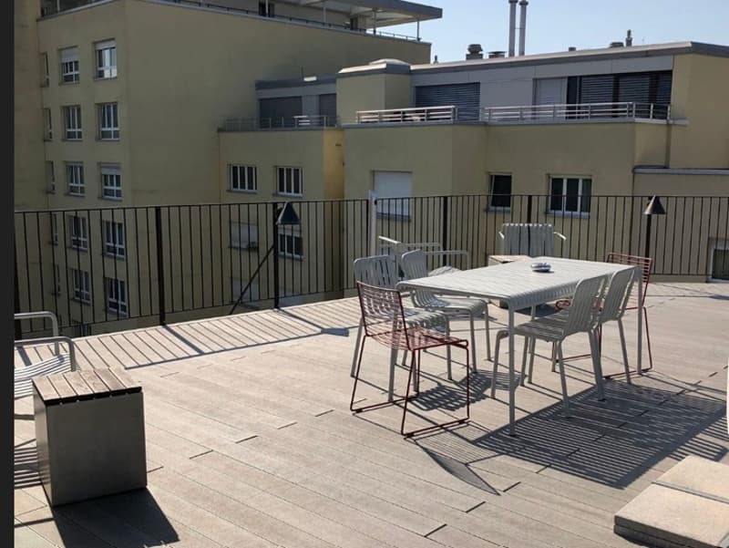 URBAN LUXURY with ROOFTOP TERRACE ACCESS (1)