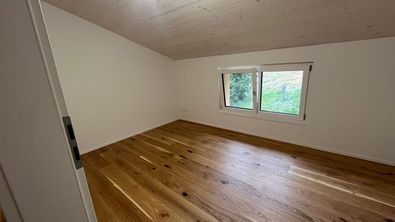 Attraktiver 4.5-Zimmer-Hausteil mit Seesicht – Erstbezug nach Komplettumbau (8)