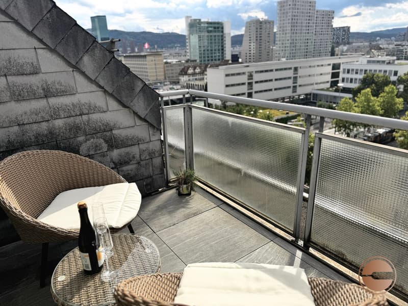 COSMOPOLITAN APARTMENTS - 4.5 ROOM / 3-BEDROOM SERVICED APARTMENT (26)
