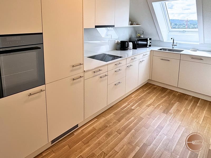 COSMOPOLITAN APARTMENTS - 4.5 ROOM / 3-BEDROOM SERVICED APARTMENT (10)