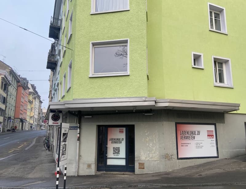 Shop in central location (4)