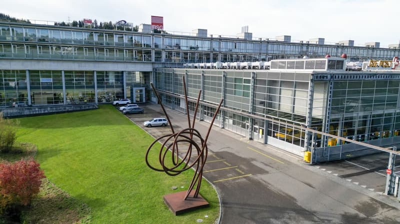 42.43 m² office space in the business park is looking for a new tenant (8)