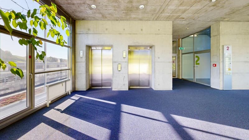 42.43 m² office space in the business park is looking for a new tenant (3)