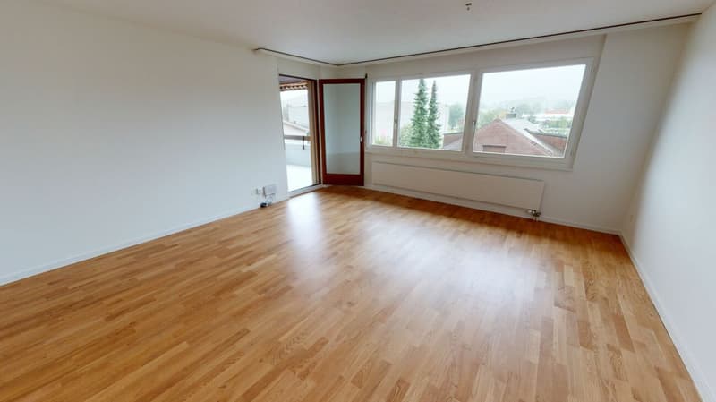 SCHÖNE Wohnung an guter Lage (2)
