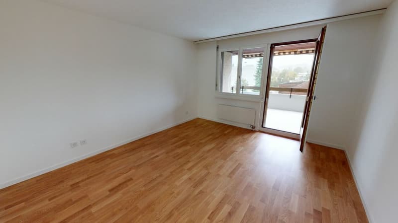 SCHÖNE Wohnung an guter Lage (3)