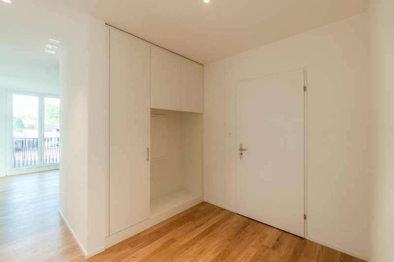 Modern 3.5 Zimmer Wohnung (2)