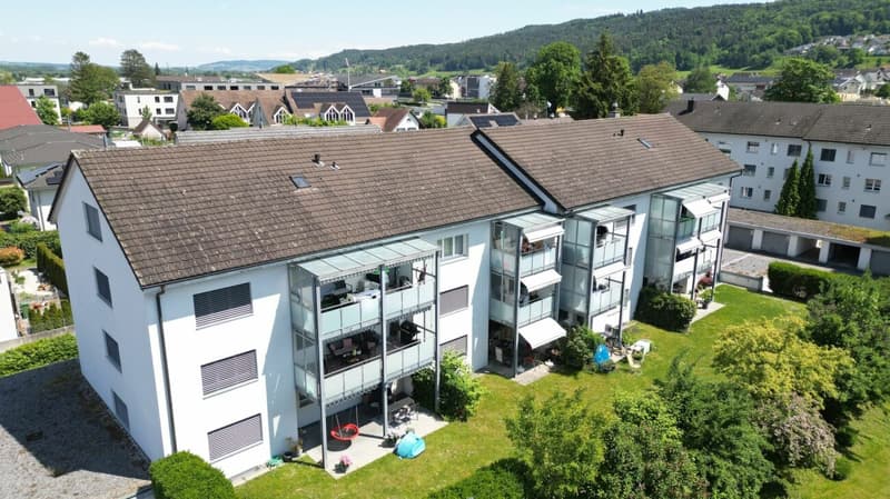 Grosszügige 4.5 Zimmer-Wohnung (8)