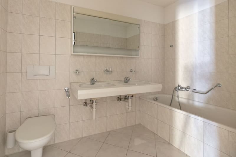 Idyllische Sitzplatzwohnung mit Sicht auf Weiher (6)