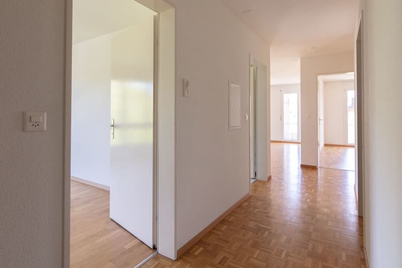Idyllische Sitzplatzwohnung mit Sicht auf Weiher (4)
