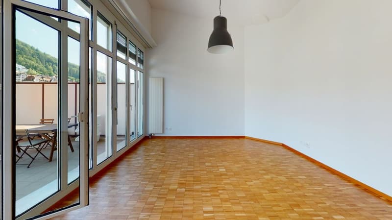 Grosse helle 4.5 Zimmer Familienwohnung (8)