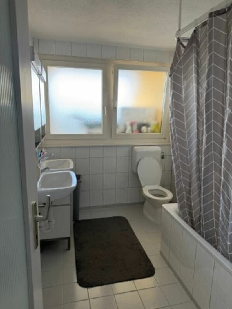 5 Zimmer-Wohnung sucht neuen Mieter (3)