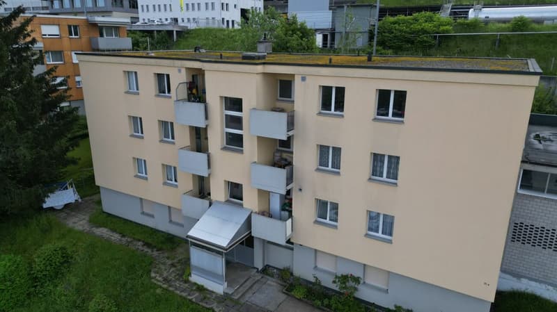5 Zimmer-Wohnung sucht neuen Mieter (1)