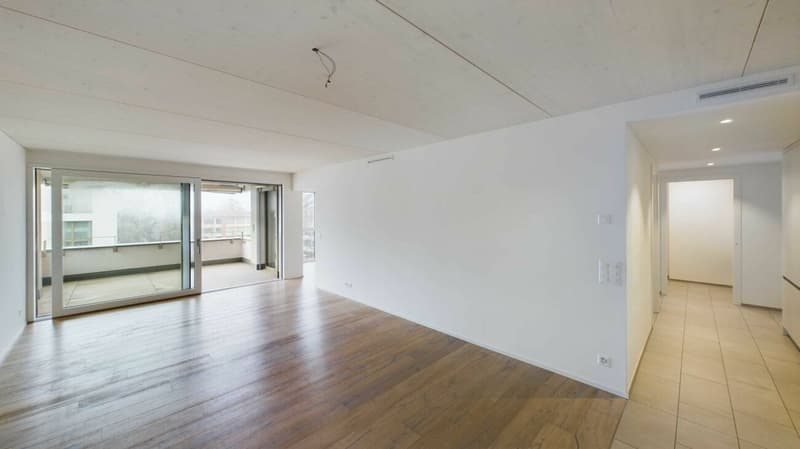 Grosszügige Wohnung mit 3.5 - Zimmer