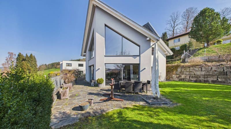 Villa mit Galerie und Weitsicht (2)