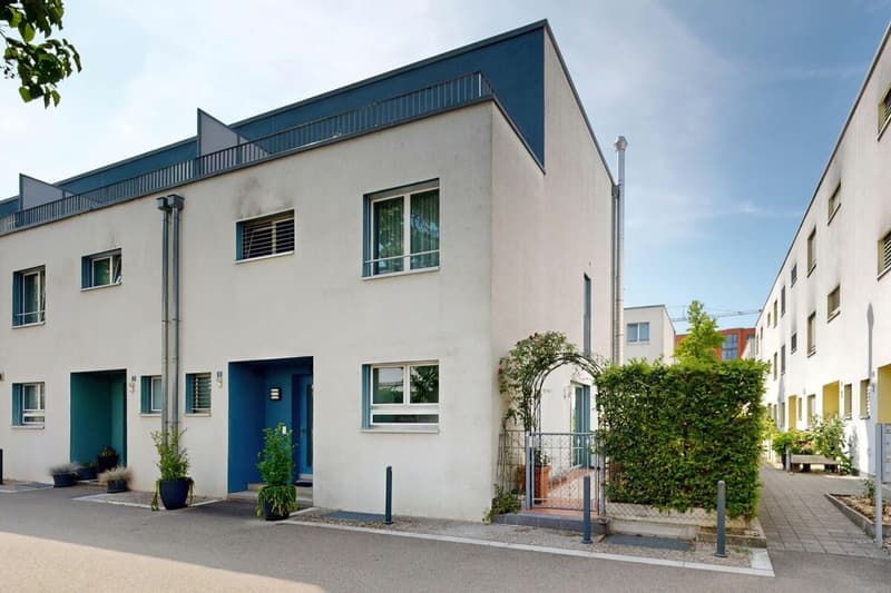 6.5 Zimmer Eckhaus in Schlieren (2)
