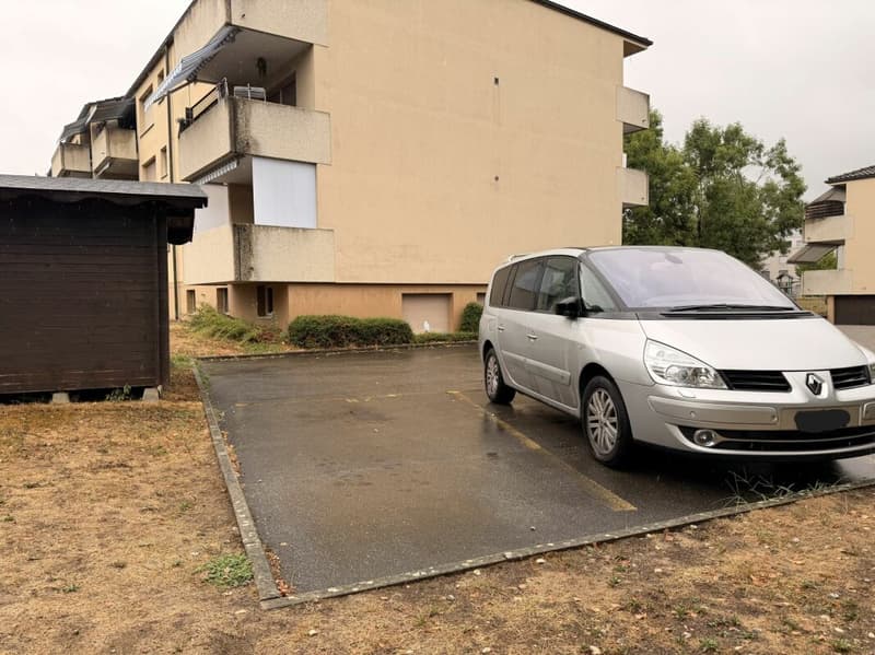 Frick / Aussenparkplatz (3)