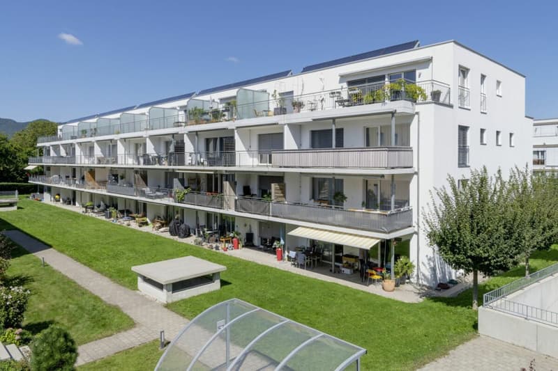SCHÖNE WOHNUNG MIT GROSSEM BALKON (3)
